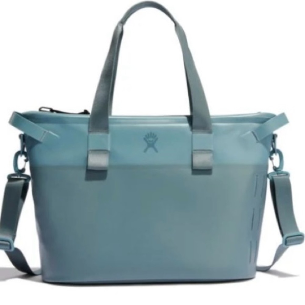 NWT Hydroflask 18 L Tote/Cooler WATERPROOF & Watertight zipper/welded